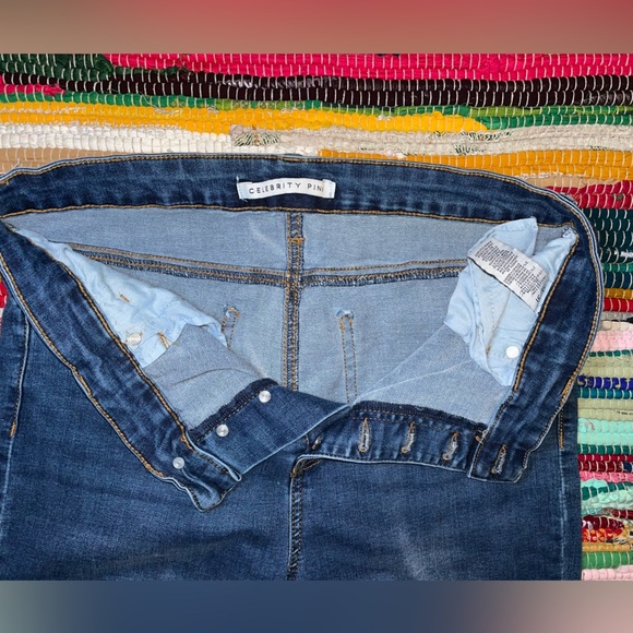 Celebrity Pink Exposed Button Flare Leg High Waist - Picture 10 of 10